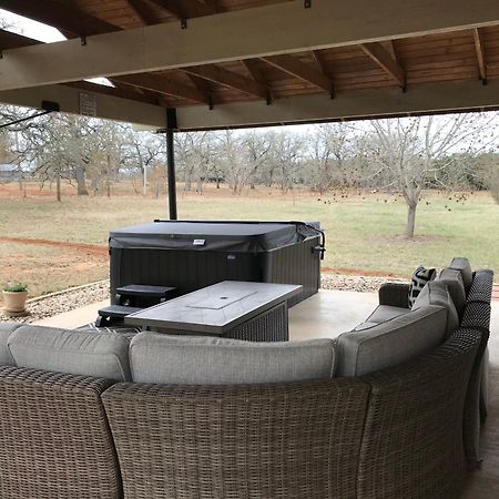 Pecan Farm Haus Fredericksburg Esterno foto