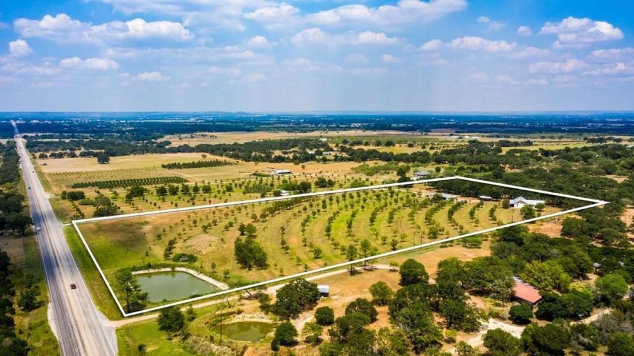 Pecan Farm Haus Fredericksburg Esterno foto